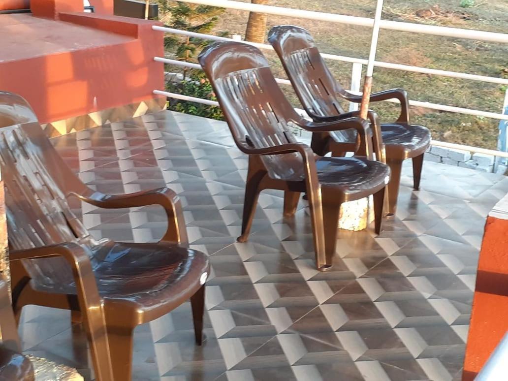 Leon Hide Out Guest House Vasco Da Gama Bagian luar foto